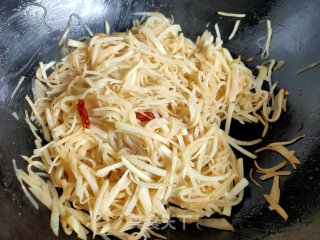 酸辣苤蓝的做法步骤：11