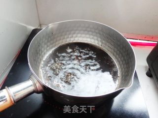 芝麻玫瑰红糖凉粉的做法步骤：6