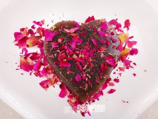 芝麻玫瑰红糖凉粉的做法步骤：12