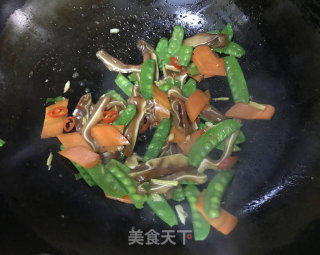 荷兰豆炒层层脆的做法步骤：9