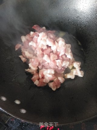 蒜苔炸酱面的做法步骤：8