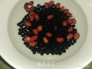 花生黑豆浆的做法步骤：2