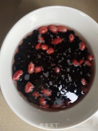 花生黑豆浆的做法步骤：3