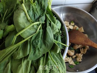 素猫耳朵蒜蓉菠菜的做法步骤：6