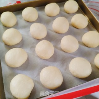 椰蓉小餐包  ――   一次发酵，松软又拉丝的做法步骤：4
