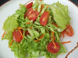 鹌鹑蛋杂蔬沙拉的做法步骤：4