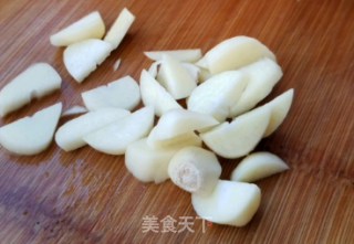 毛豆丝瓜的做法步骤：2