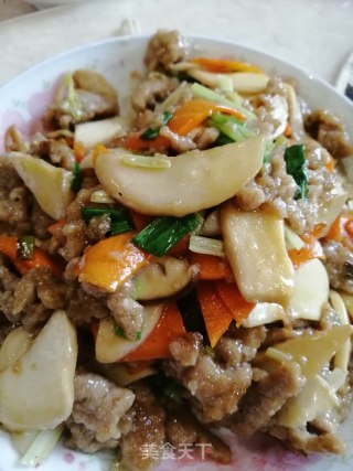 里脊肉炒鸡腿菇的做法步骤：12