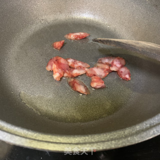 腊肠炒菜花的做法步骤：5
