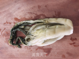炒酸菜的做法步骤：1