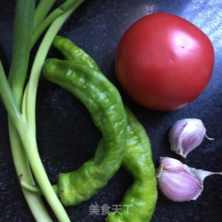 番茄青椒炒豆角的做法步骤：2