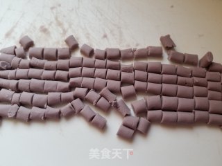 红糖冰粉芋圆的做法步骤：10