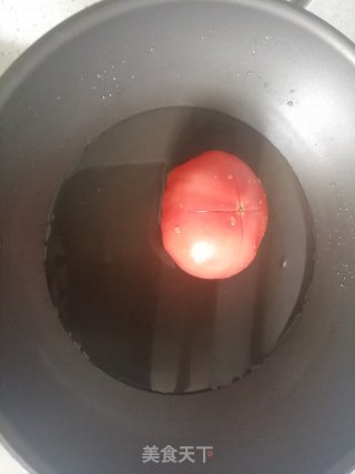 番茄炖牛尾的做法步骤：1