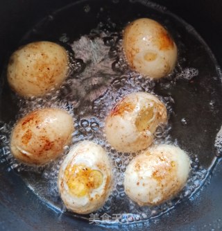 肉圆毛豆卤鸡蛋的做法步骤：6