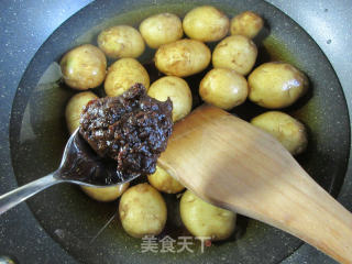 酱香小土豆的做法步骤：4