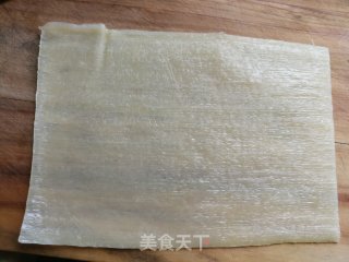烤冷面版煎饼果子的做法步骤：1