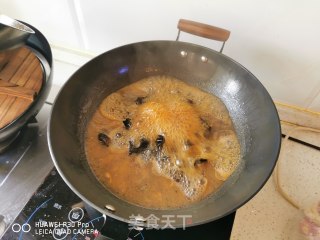 牛肉木耳柿子的做法步骤：4
