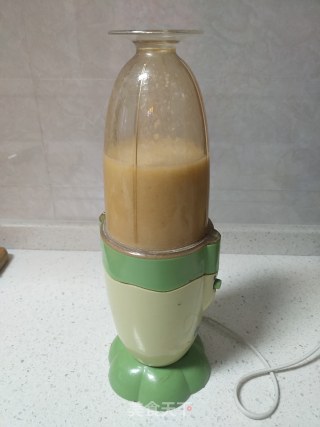 香蕉苹果汁的做法步骤：3