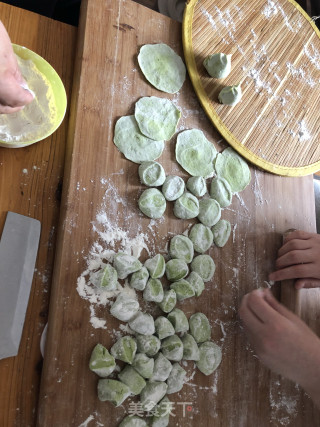菠菜面饺子的做法步骤：7
