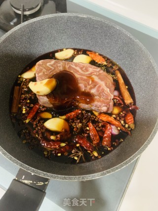 自制酱牛腱子肉的做法步骤：2