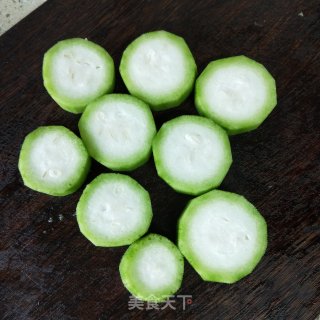 丝瓜拌粉丝的做法步骤：4