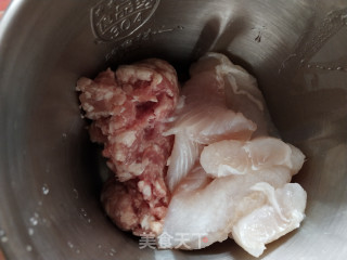 鱼肉香肠的做法步骤：2