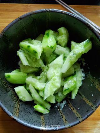 凉拌蒜泥青瓜的做法步骤：10