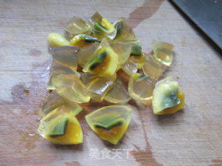 皮蛋玉子豆腐的做法步骤：2