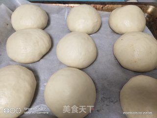 咸蛋黄面包的做法步骤：11