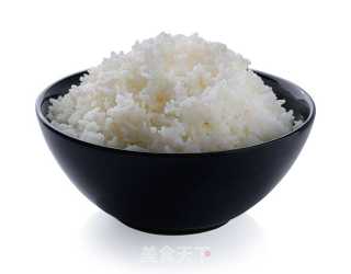 富硒姐姐鸡蛋羹教你做：蛋炒饭的做法步骤：1