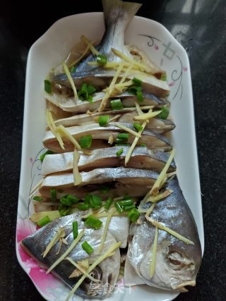鲳鱼干蒸猪肉的做法步骤：10