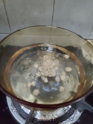 瑶柱瘦肉冬瓜汤的做法步骤：7
