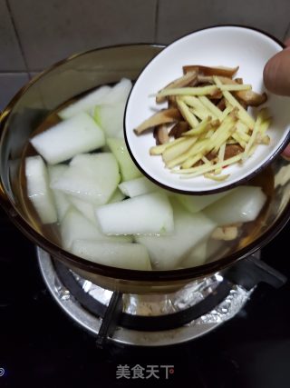 瑶柱瘦肉冬瓜汤的做法步骤：9