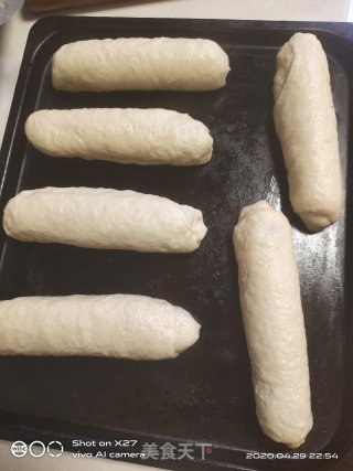 火腿肠面包的做法步骤：9