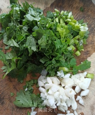 香菜拌豆皮的做法步骤：3