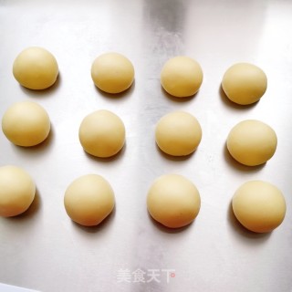红豆沙面包的做法步骤：5