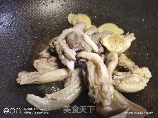 黑啤酒焖鸭的做法步骤：4