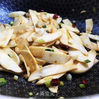 蚝油茭白片的做法步骤：7