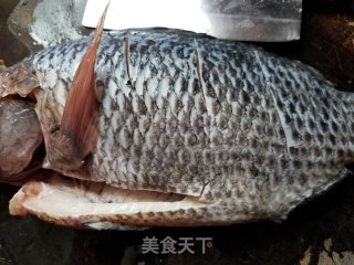 腐竹烧罗非鱼的做法步骤：1