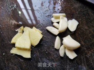 腐竹烧罗非鱼的做法步骤：3