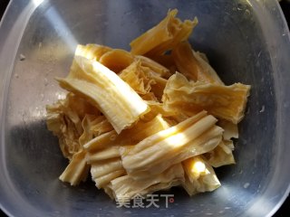 腐竹烧罗非鱼的做法步骤：4