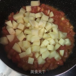 番茄土豆肥牛的做法步骤：5