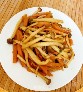 火腿炒白玉菇的做法步骤：5