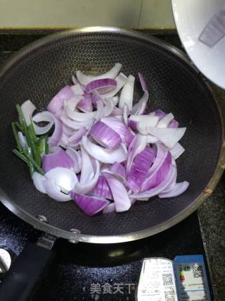 洋葱炒牛肉的做法步骤：4