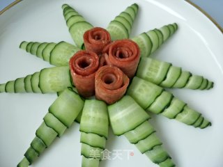 凉拌培根黄瓜卷的做法步骤：7
