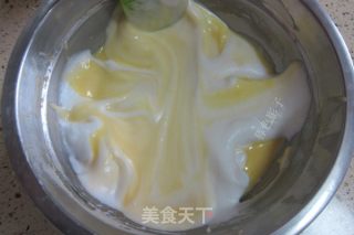 戚风蛋糕的做法步骤：8