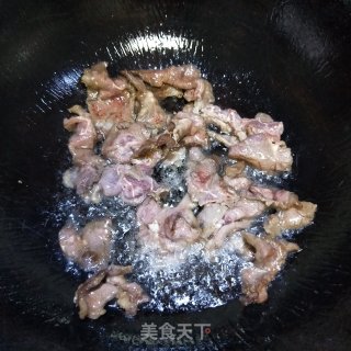 牛肉炒苦笋的做法步骤：4
