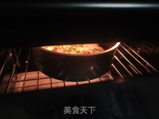 芝士鲜肉披萨的做法步骤：6