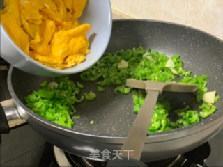 富硒姐姐鸡蛋羹教你做：尖椒炒鸡蛋的做法步骤：9