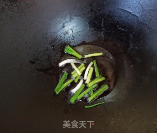 小青菜榨菜粉丝汤的做法步骤：3